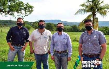 Genética Aditiva recebe visita da equipe da SEMEX